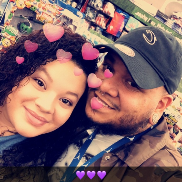 Meet your Posher Krystal & Lugo - Picture 2 of 2